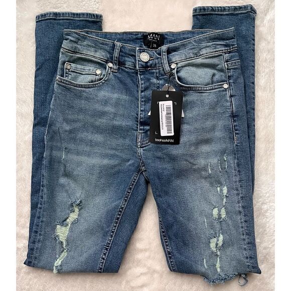 NWT boohooMAN SKINNY STRETCH BUSTED KNEE
DISTRESSED JEANS - Picture 4 of 15